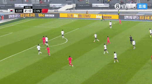 泸深在线 后防又被打穿！韩国队禁区左路倒三角，李东炅撩射打偏！